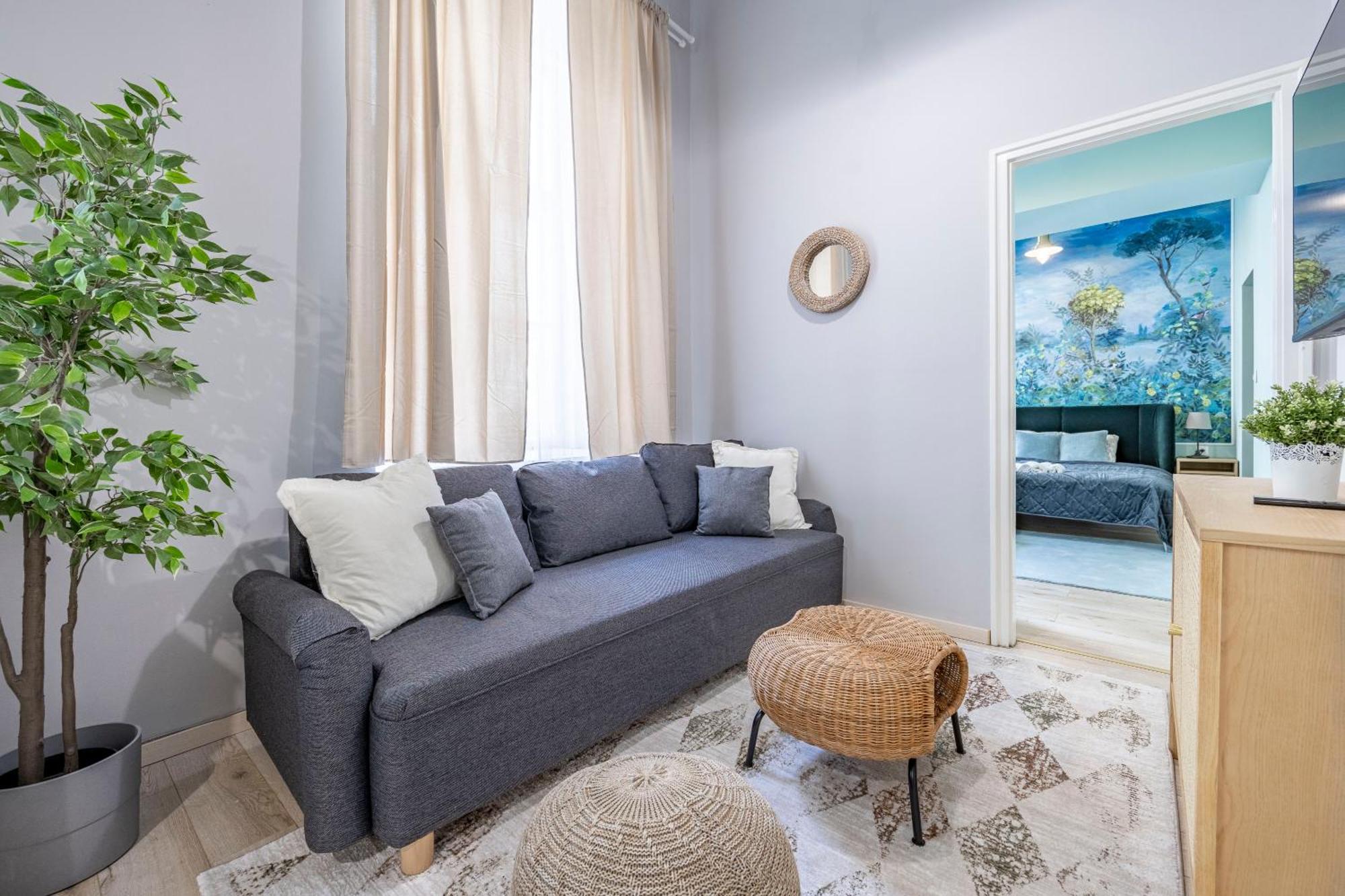 Hidden Gem With Terrace On The Andrassy Fashion Road Apartment Budapest Exterior photo